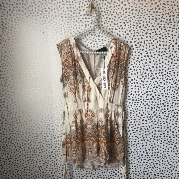 NWT Minkpink Tie Waist Floral Paisley Romper - Picture 3 of 7